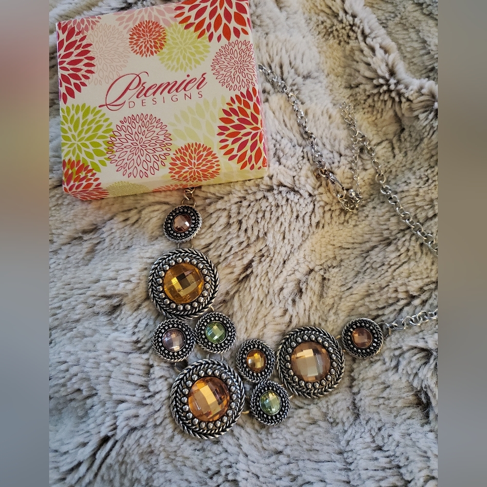 Premier Designs Necklace